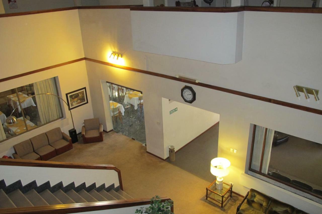 Hotel Emperador نيكوتشيا المظهر الخارجي الصورة